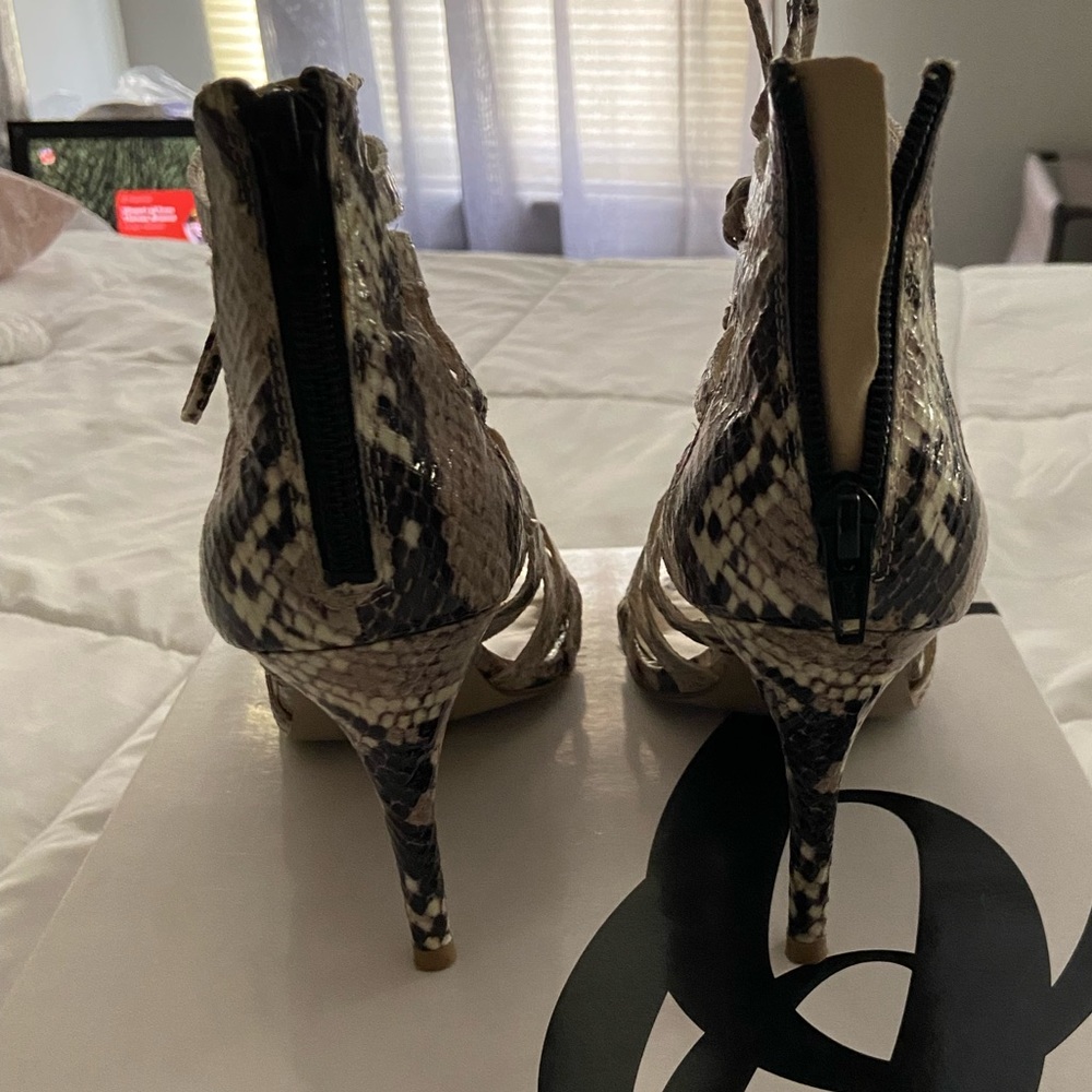 Nine West Python Print Lace Up Heels Size 8 - image 2